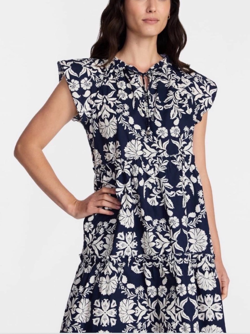 Time and Tru Women's Tiered Cotton Floral Mini Dress Navy White Size L Babydoll